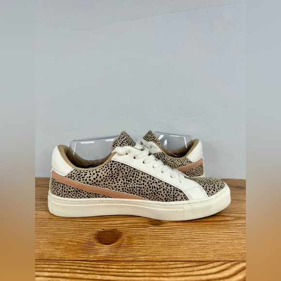 Women’s Universal Threads Brittin Leopard Print Lace Up Shoes Sneakers Size 8.5 - Picture 5 of 9
